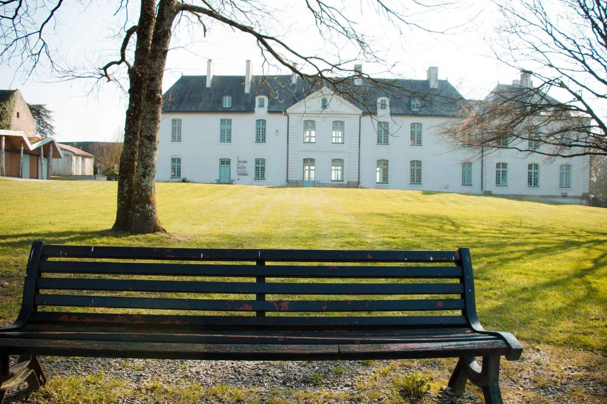 Surprenantes - Chateau Du Pe Saint-Jean-de-Boiseau Exterior photo